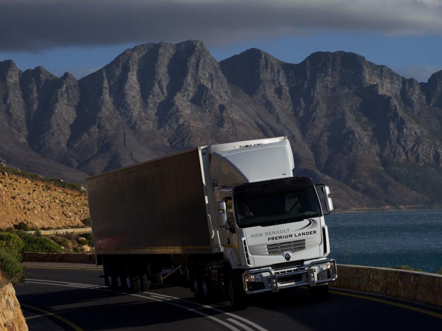  Renault Premium Lander 6x4 2006 года  (AU) (фото 2 из 4)